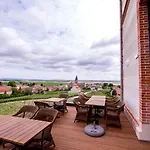 Chateau De Sacy