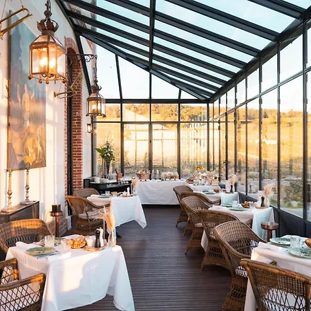 فندق Chateau De 5*