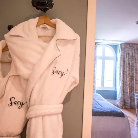 فندق Chateau De 5*